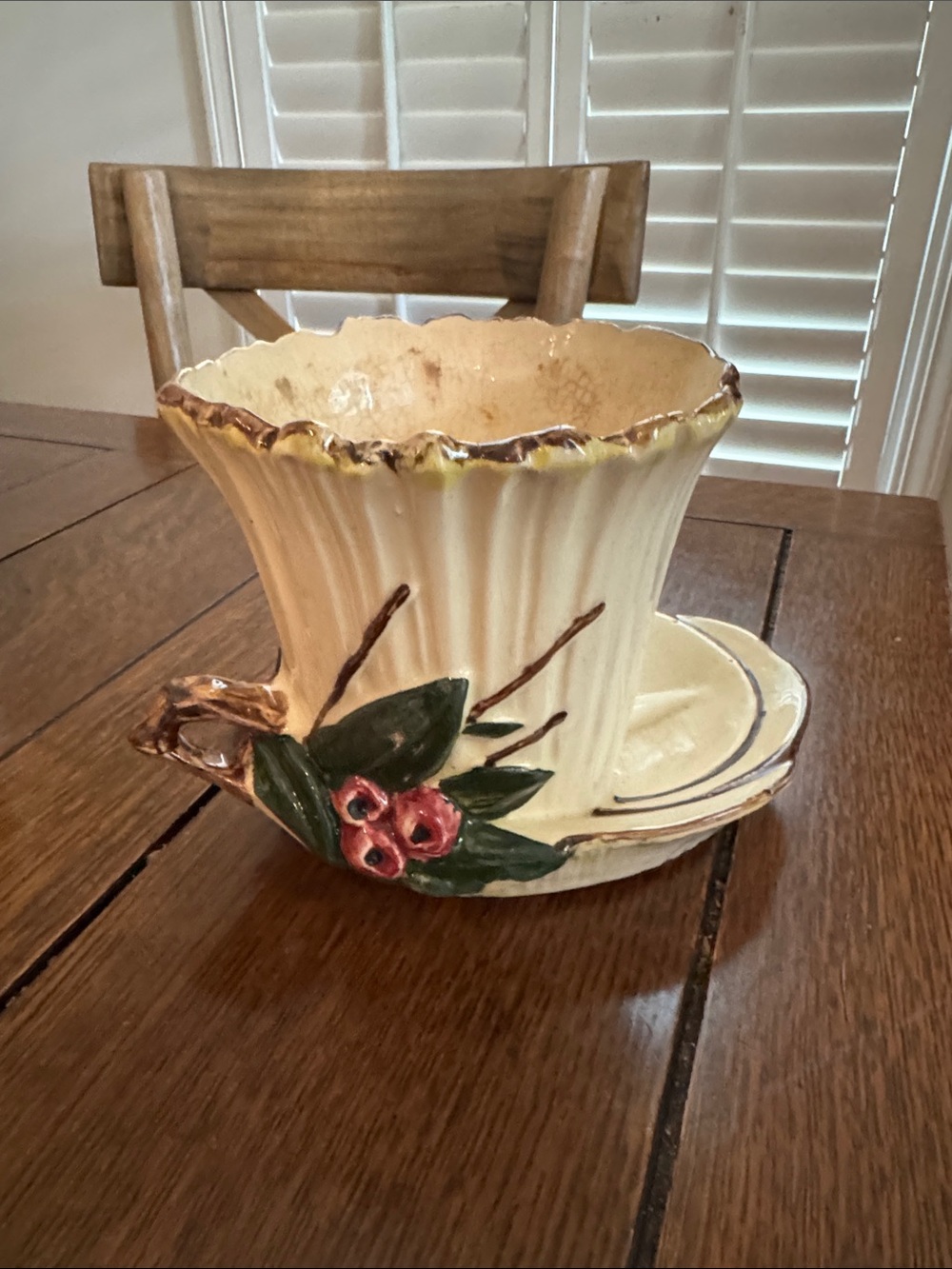 Rare Vintage McCoy Pottery “Lotus Leaf” Flowerpot